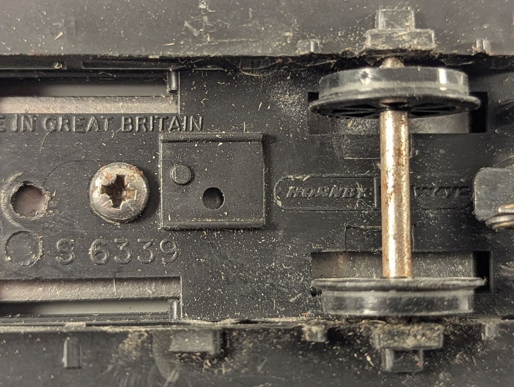 Hornby OO Gauge GWR 20t Toad Brake Van 'Saltney' 114925 GWR Grey R124