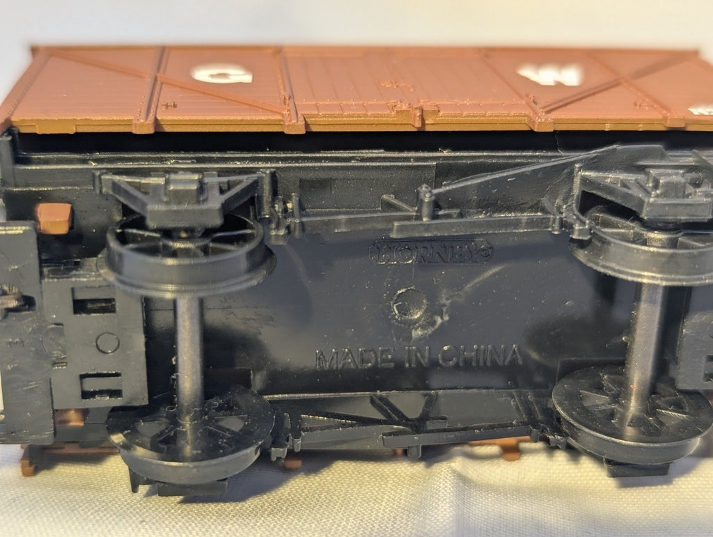 Hornby R1109 GWR 12-Ton Ventilated Van Brown