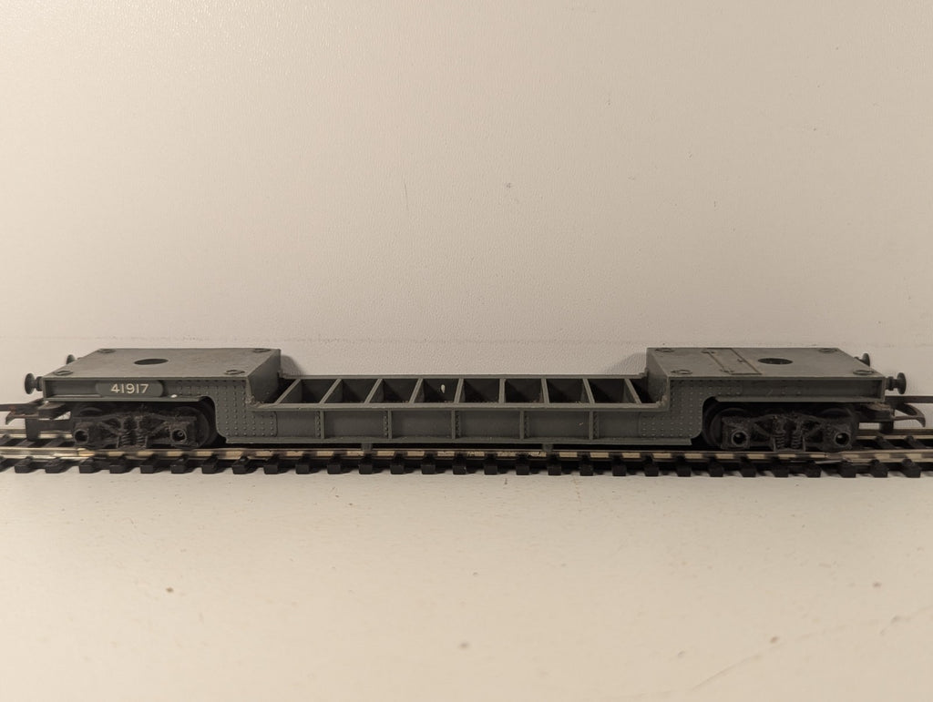 Tri-ang OO Gauge Bogie Well Wagon Goods Wagon 41917 Grey R118