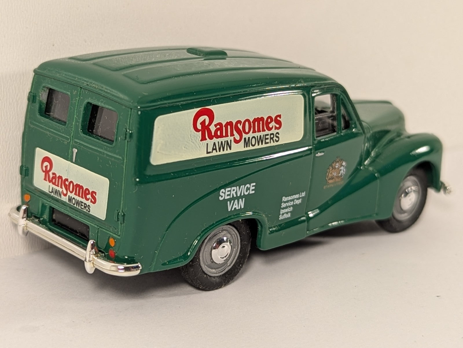 Corgi Vanguards VA3000 Austin A40 Van – Ransome’s Lawnmowers