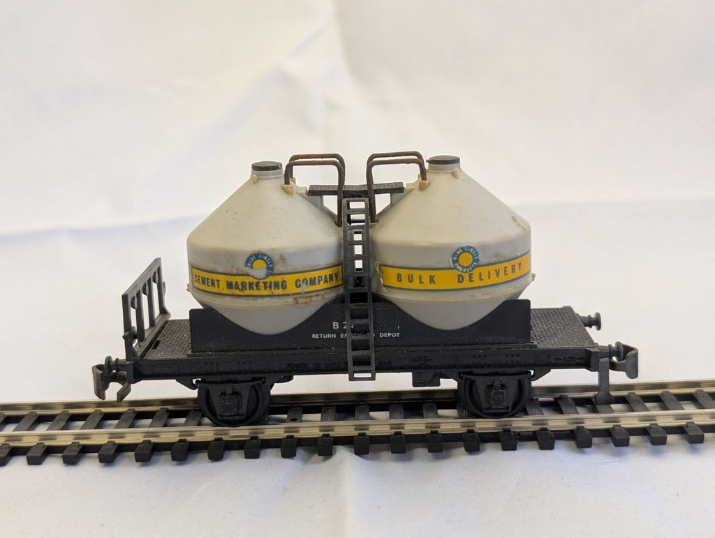 Playcraft Railways P642 Twin Silo Bulk Cement Wagon