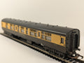 Hornby R743 OO Gauge GWR Mk1 Composite Coach Chocolate & Cream