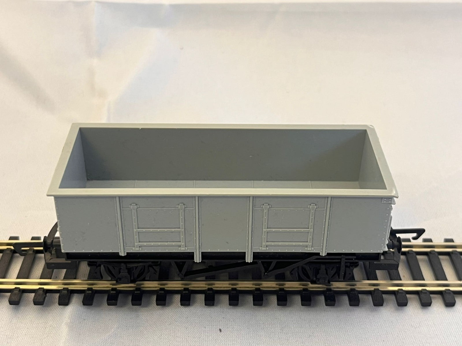 Hornby Large Grey Mineral Wagon