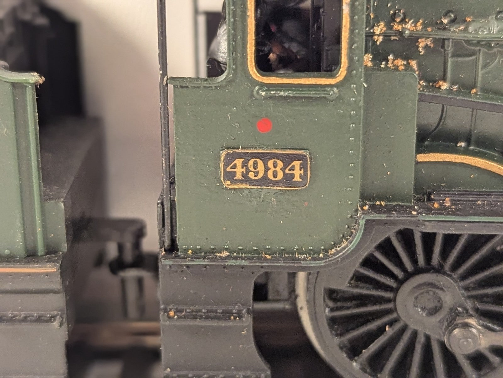 Hornby OO Gauge GWR Hall Class 'Albrighton Hall' Steam Locomotive