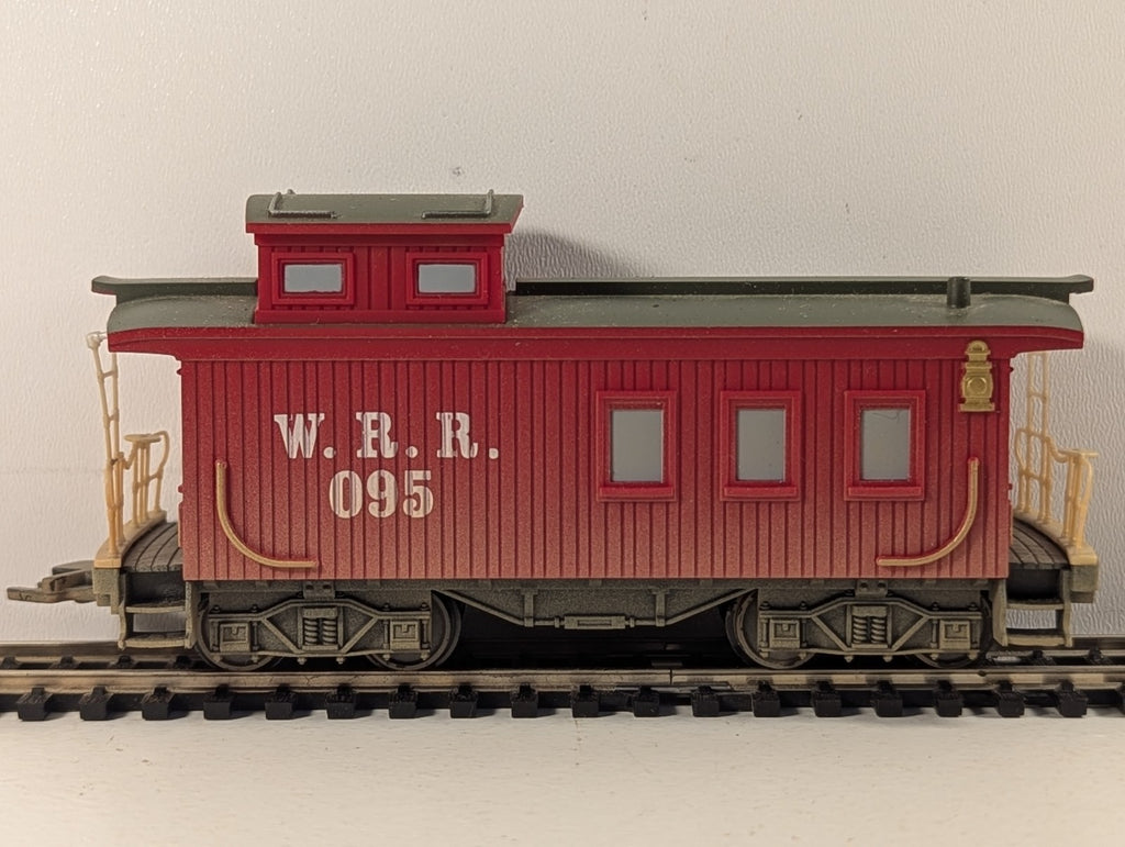 Hornby R1149 OO Gauge Disney Pixar Toy Story 3 Caboose - Split from Train Set