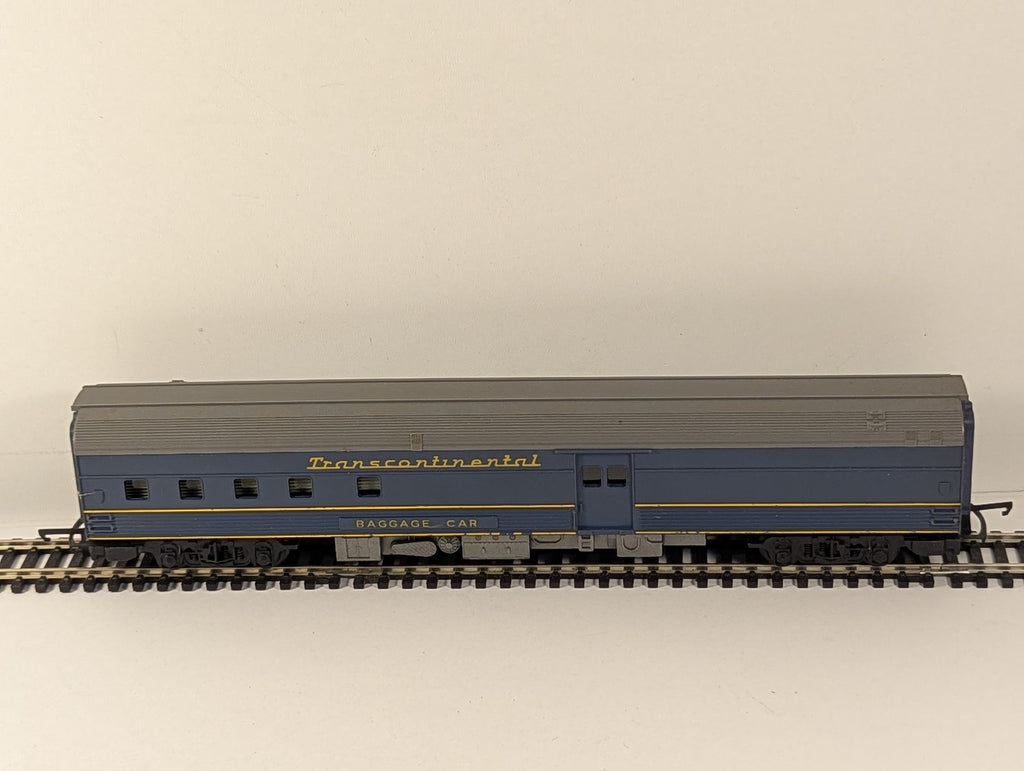 Tri-ang OO Gauge Transcontinental Baggage Car Passenger Coach