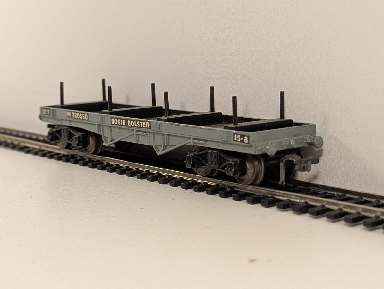 Hornby Dublo 32051 OO Gauge BR Grey Bogie Bolster Wagon D1 - Boxed