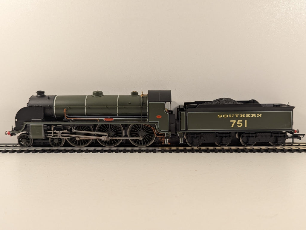 Hornby R2723X OO Gauge SR N15 "Etarre" DCC Fitted 4-6-0 - Boxed