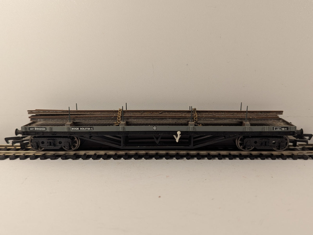 Bachmann OO Gauge Bogie Bolster C Goods Wagon B943134 BR Grey 38-151