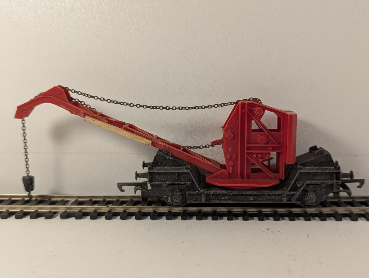 Tri-ang OO Gauge 10 Ton Crane Truck Goods Wagon Red & Black R127