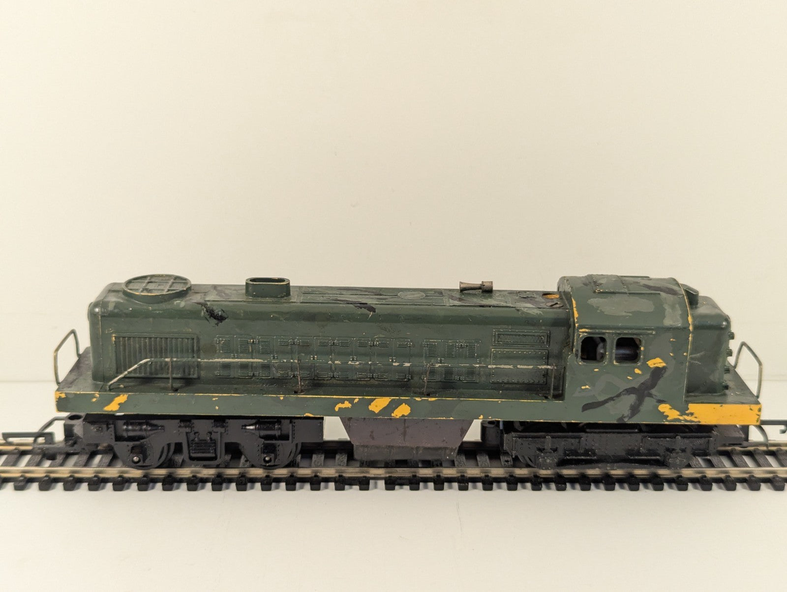 Tri-ang R155 OO Gauge Transcontinental Series Switcher - non runner