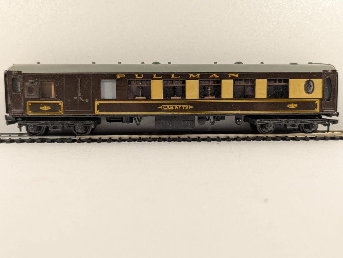 Hornby Dublo OO Gauge Pullman Car No. 79 Passenger Coach Pullman Umber and Cream