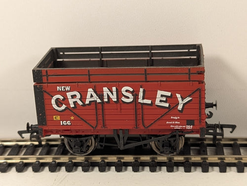 Bachmann Branchline OO Gauge New C. Ransley Red 7 Plank Wagon with Coke Rails