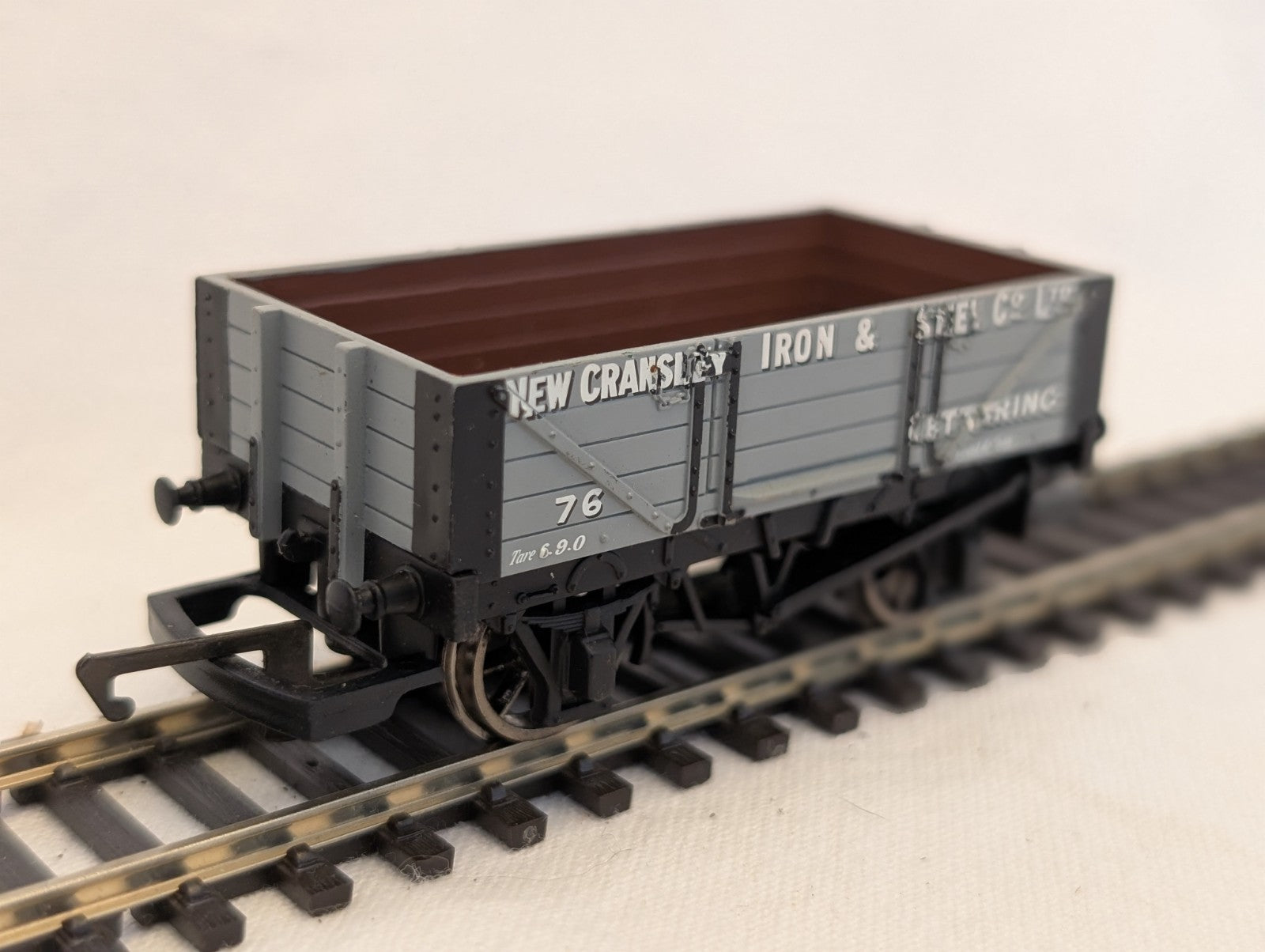 Hornby OO Gauge New Cransley Iron & Steel Co Ltd 7 Plank Wagon 76