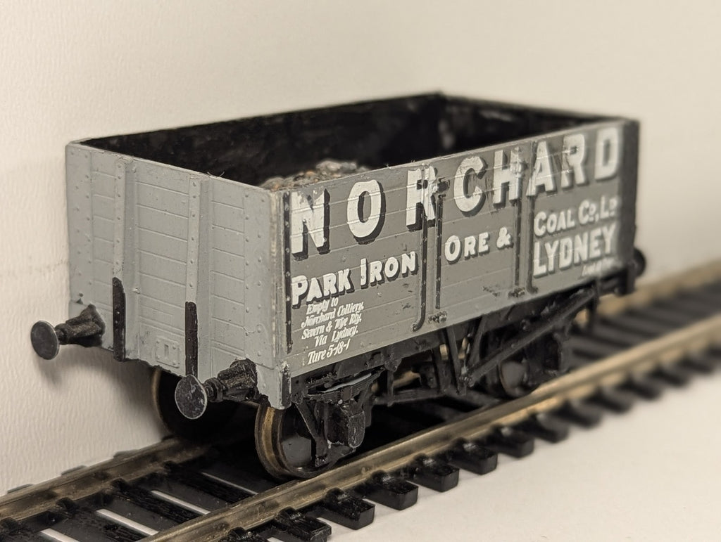 Kit-built OO Gauge 7 Plank Open Wagon Norchard Goods Wagon