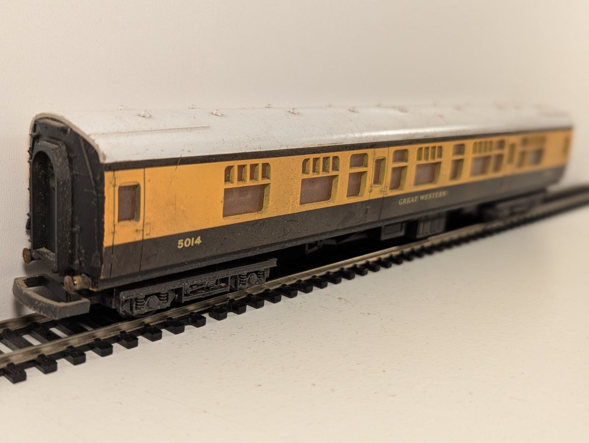 Lima OO Gauge GWR Mk1 Corridor Composite Coach