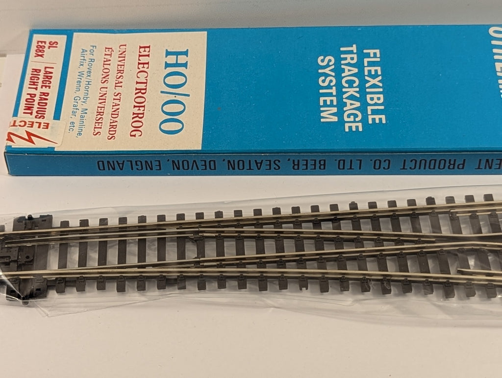 Peco SL-E88X OO Gauge Large Radius Right Hand Point