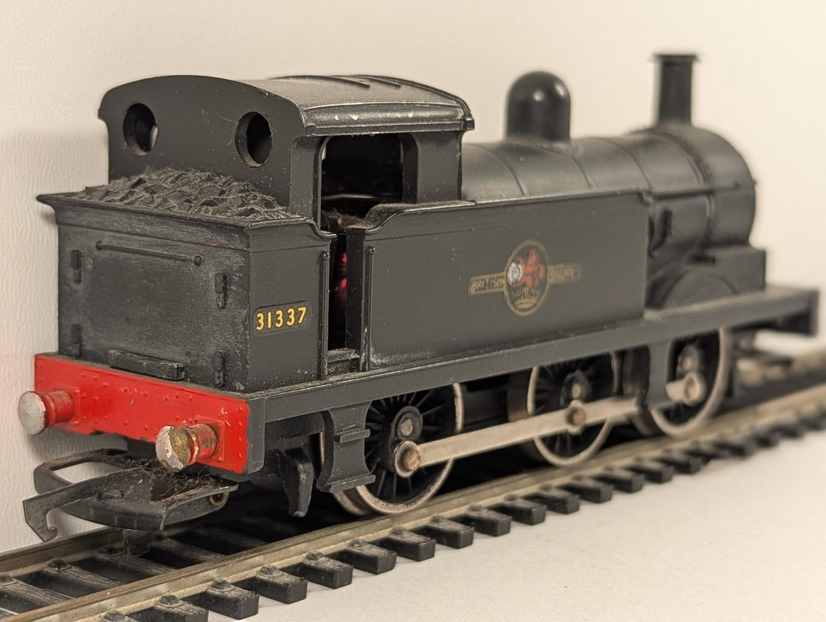 Wrenn OO Gauge Class R1 0-6-0T Steam Locomotive 31337 BR Black W2205