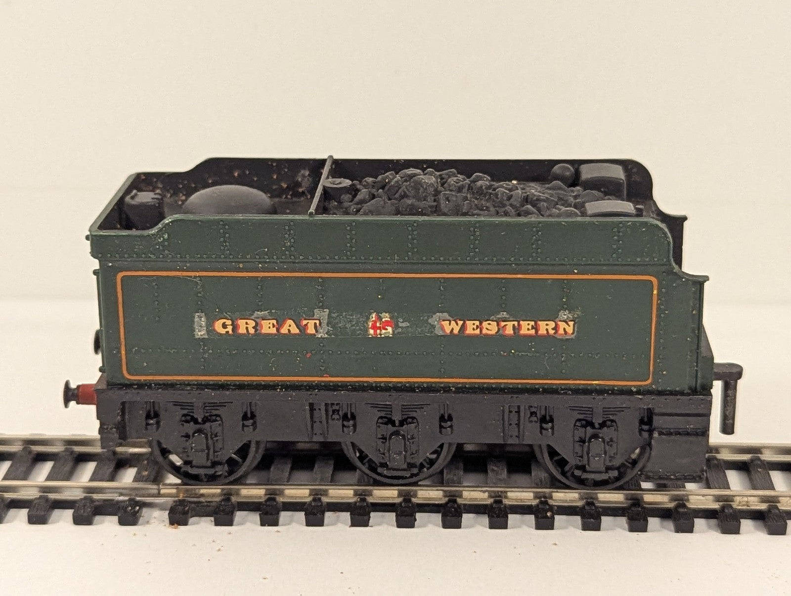 Tri-ang OO Gauge Hall Class Tender GWR Green
