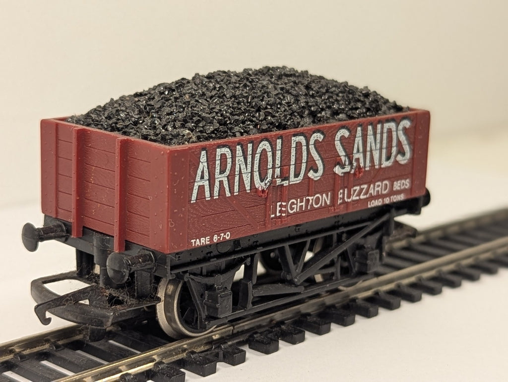 Hornby OO Gauge 5-Plank Wagon 'Arnolds Sands' Goods Wagon R6074
