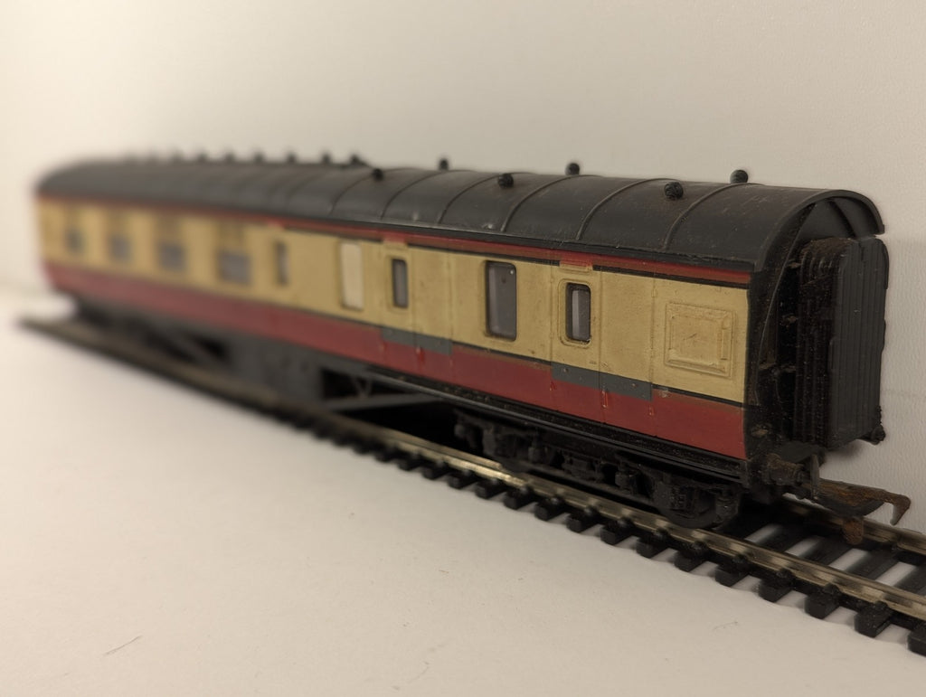 Airfix OO Gauge Stanier 57ft Brake Composite Coach Passenger Coach M 5542 M