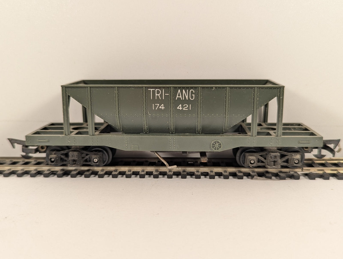 Tri-ang OO Gauge Operating Hopper Wagon Goods Wagon 174421 Tri-ang Green R111