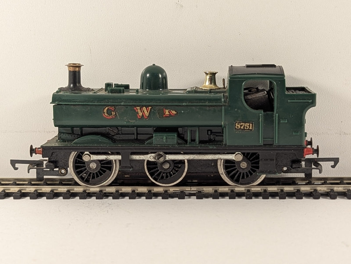 Hornby OO Gauge GWR Class 57xx 0-6-0 Pannier Tank Steam Locomotive 8751