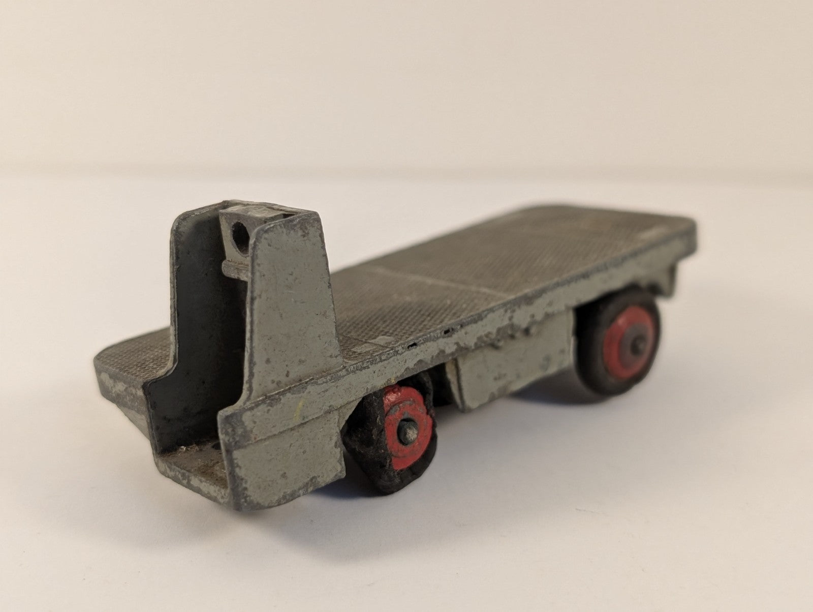 Dinky Toys 14a B.E.V Electric Truck - Damaged Wheels