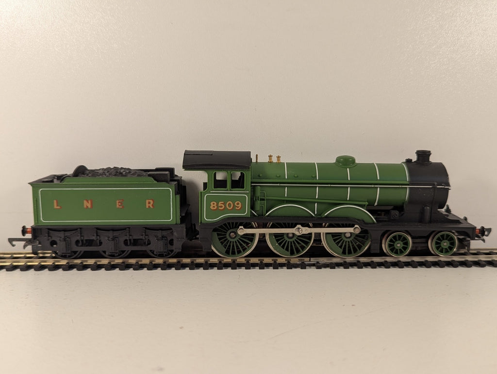Hornby Railways R866 OO Gauge LNER Class B12/3 - Boxed