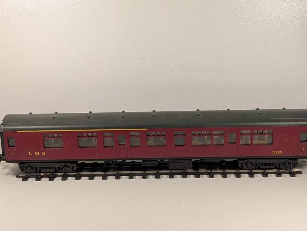 Lima O Gauge LMS 1st Class Corridor Composite Coach 15865 Maroon