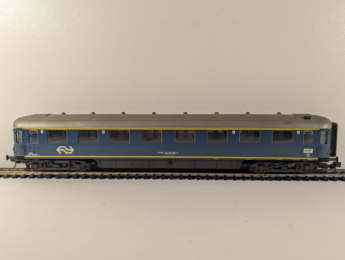 Rivarossi HO Scale NS Plan D 1st Class Coach Passenger Coach 51 84 18-40 102-3