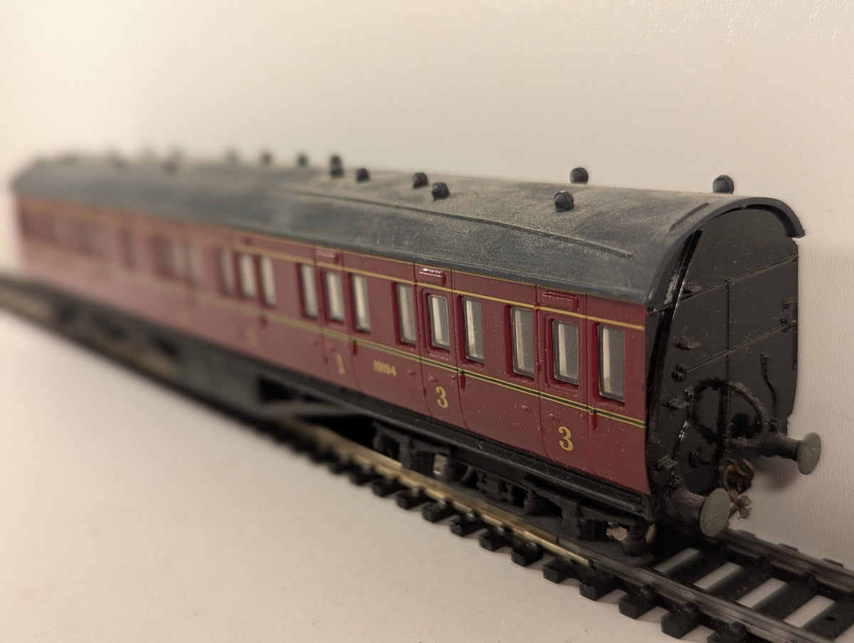 Dapol OO Gauge LMS Non-Corridor Composite Coach Passenger Coach 19194 LMS Maroon