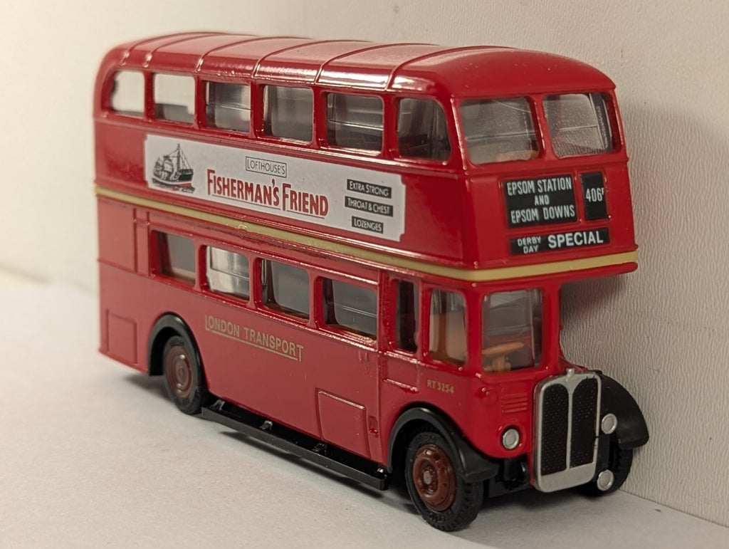 EFE OO Scale AEC Regent III RT Double Decker Bus Die-cast Model Bus