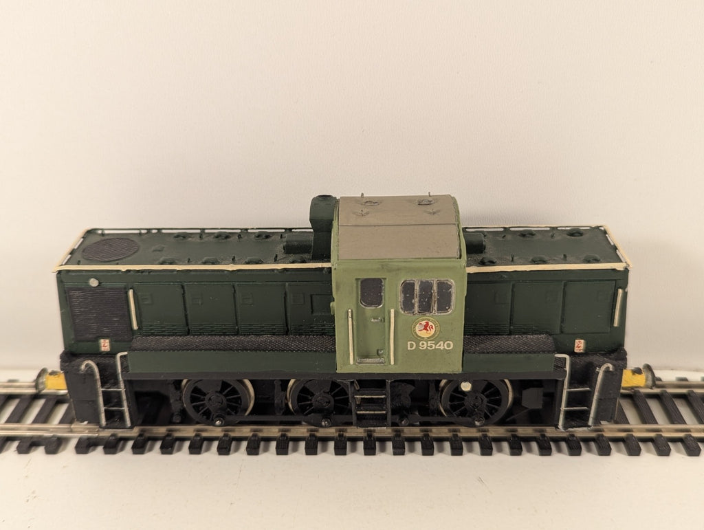 Kitbuilt Class 14 Diesel Locomotive D9540 in BR Green (KB109 – Unknown Brand)
