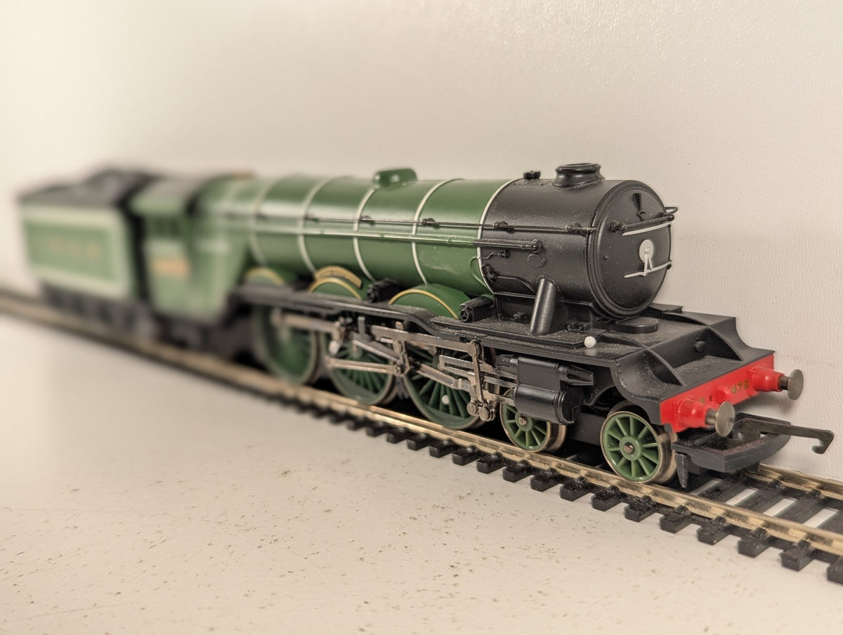 Hornby OO Gauge Flying Scotsman Steam Locomotive 4472 LNER Apple Green