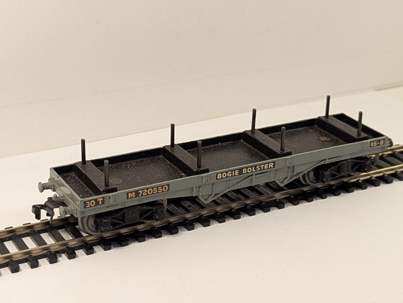 Hornby Dublo 4610 OO Gauge 30T Bogie Bolster Wagon