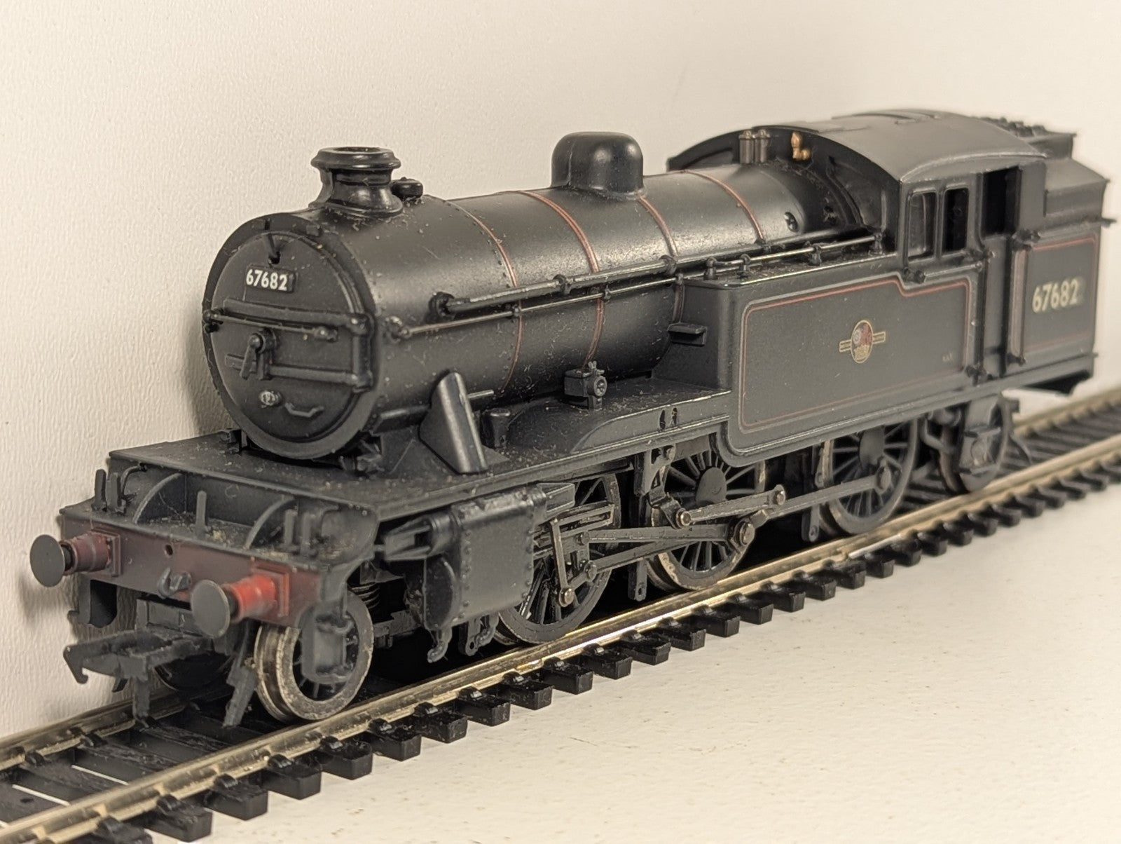 Bachmann Branchline OO Gauge Class V3 2-6-2T 67682 BR Black Weathered