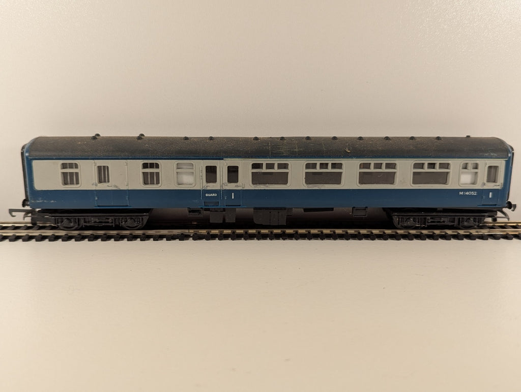 Hornby R922 BR Mk2 Inter-City Brake 2nd Class M14052