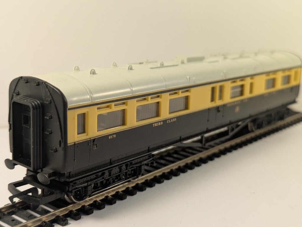 Hornby R454 OO Gauge GWR Collett Restaurant Coach