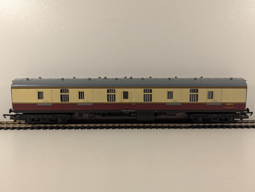 Hornby R4073 BR Mk1 BG Corridor Brake Coach E80535 Maroon & Cream - Boxed