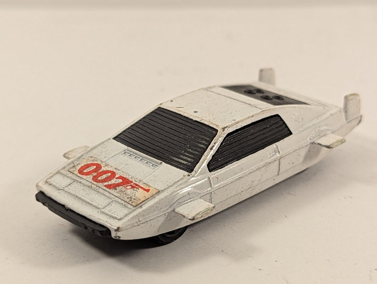 Corgi Juniors James Bond 007 Lotus Esprit Submarine Die-cast Model White