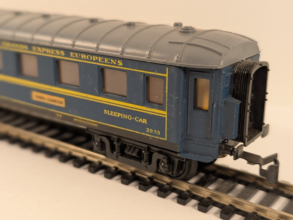 Jouef HO Gauge CIWL Blue Sleeping Car