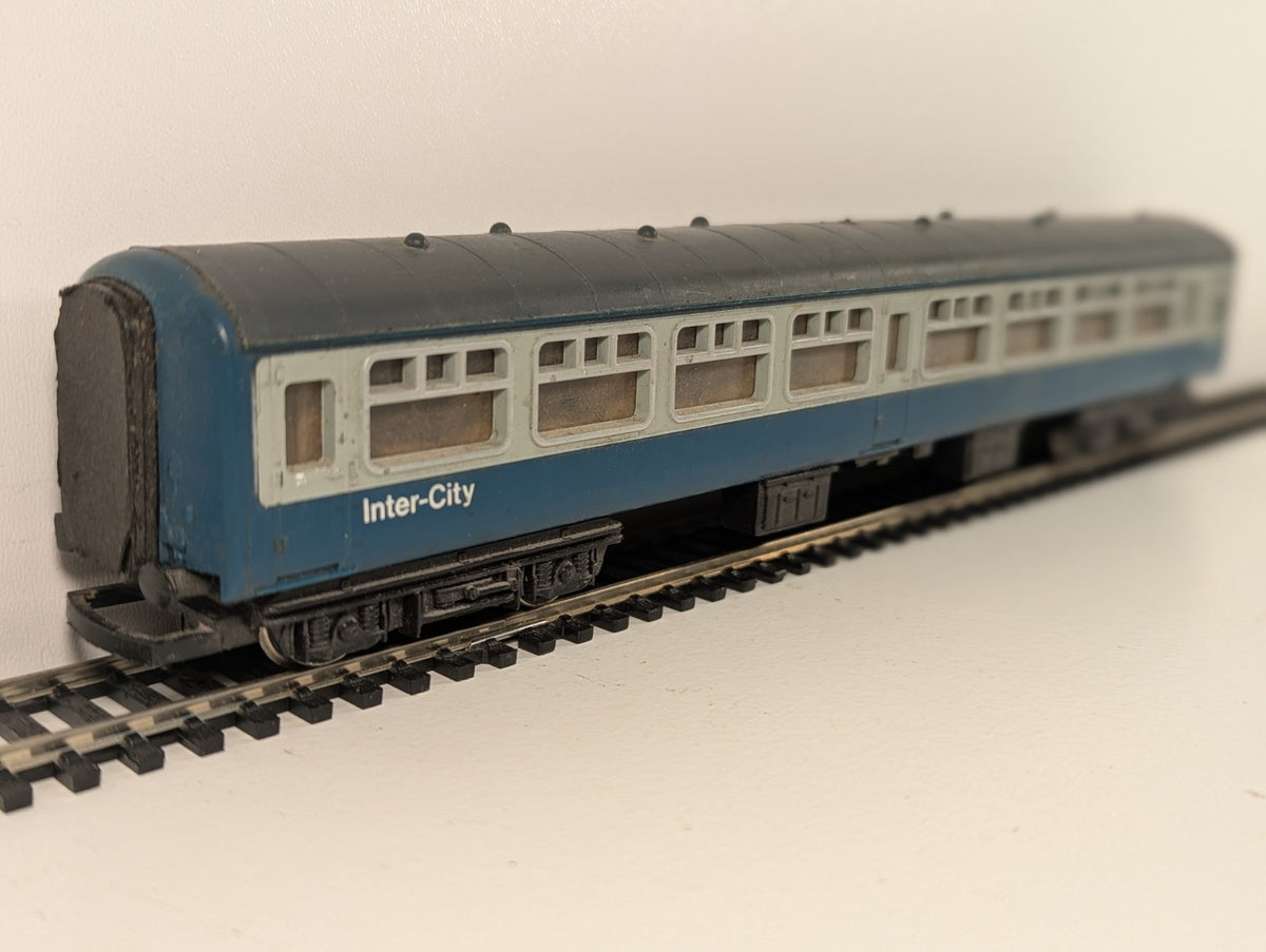 Hornby OO Gauge BR Mk2 InterCity composite Coach