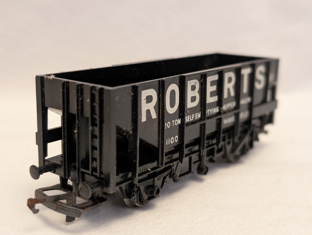 Hornby OO Gauge 20 Ton Self Emptying Hopper Wagon Goods Wagon 1100