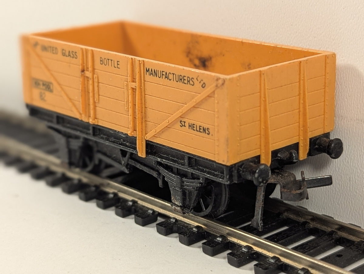 Hornby Dublo OO Gauge 5 Plank Open Wagon United Glass Bottle Manufacturers 82