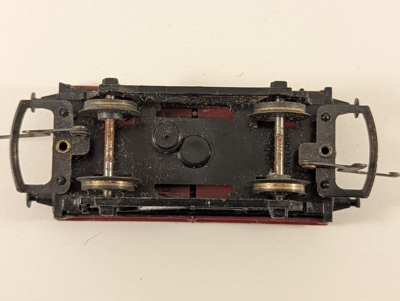 Tri-ang Railways R17 Bolster Wagon – OO Gauge