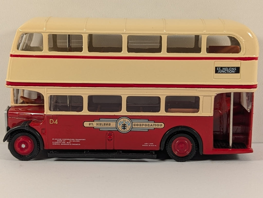 Exclusive First Editions (EFE) AEC RT Bus – St. Helens Livery – 1:76 Scale