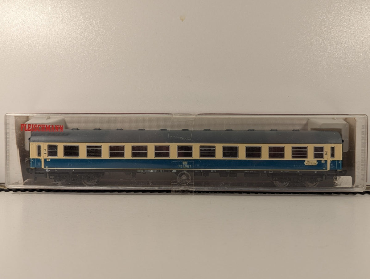 Fleischmann 5192 HO Gauge Deutsche Bundesbahn Passenger Coach