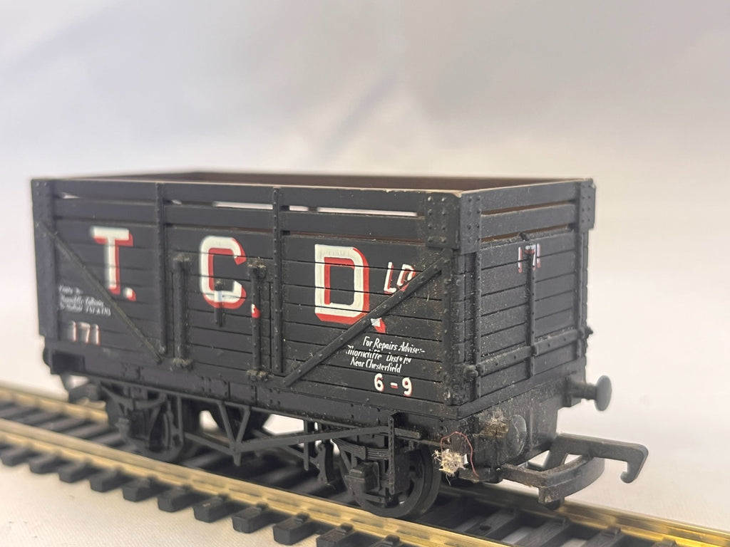 Mainline Railways 37-158 OO Gauge T.C.D 9 Plank Coke Wagon