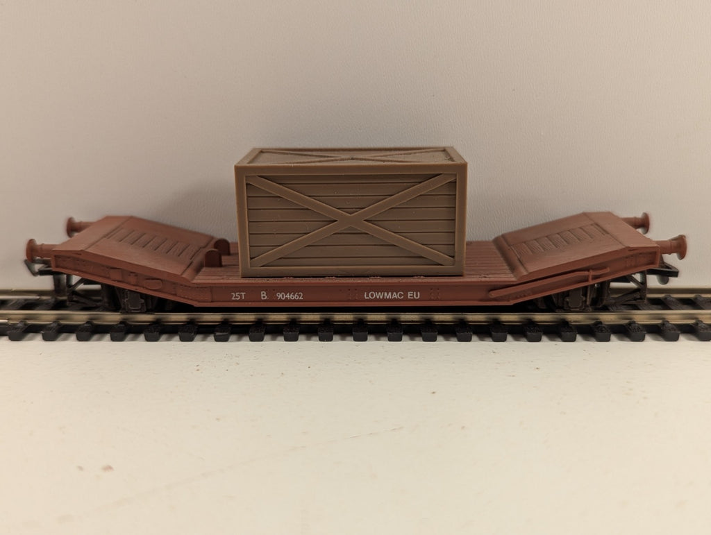 Airfix OO Gauge 54330 25 Ton Lowmac Machine Wagon with Load